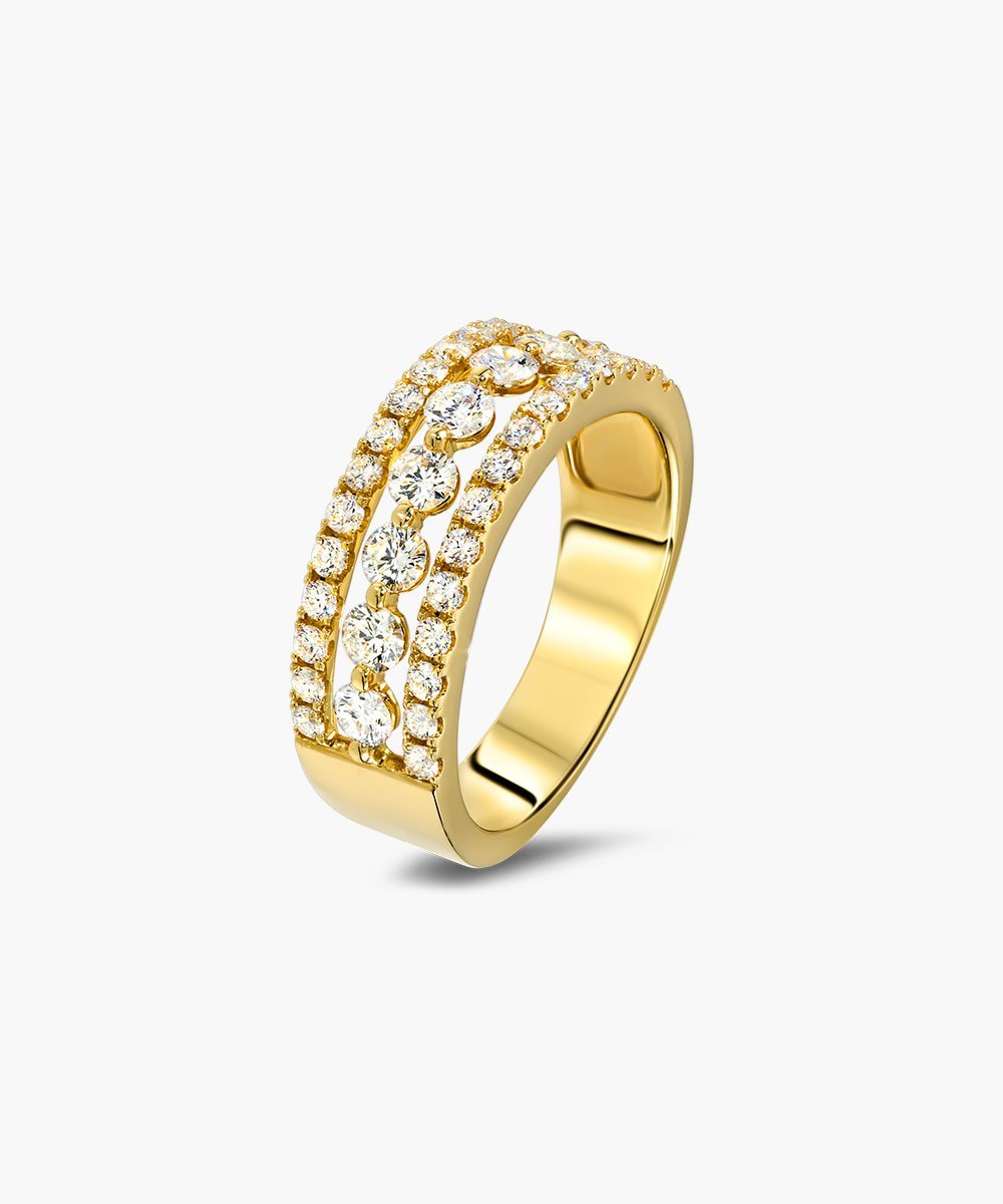 Gold diamond ring